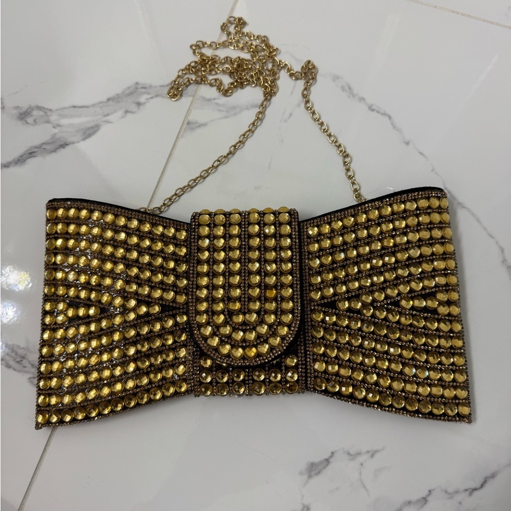 Rhinestone Bowtie Iconic Clutch Bag! - Picture 1 of 5
